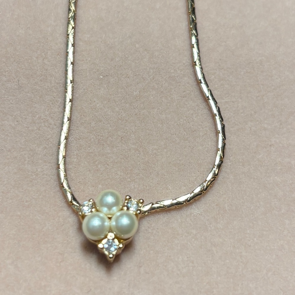 Christian Dior Vintage Faux Pearl & Crystal Pendant Necklace - Picture 3 of 4